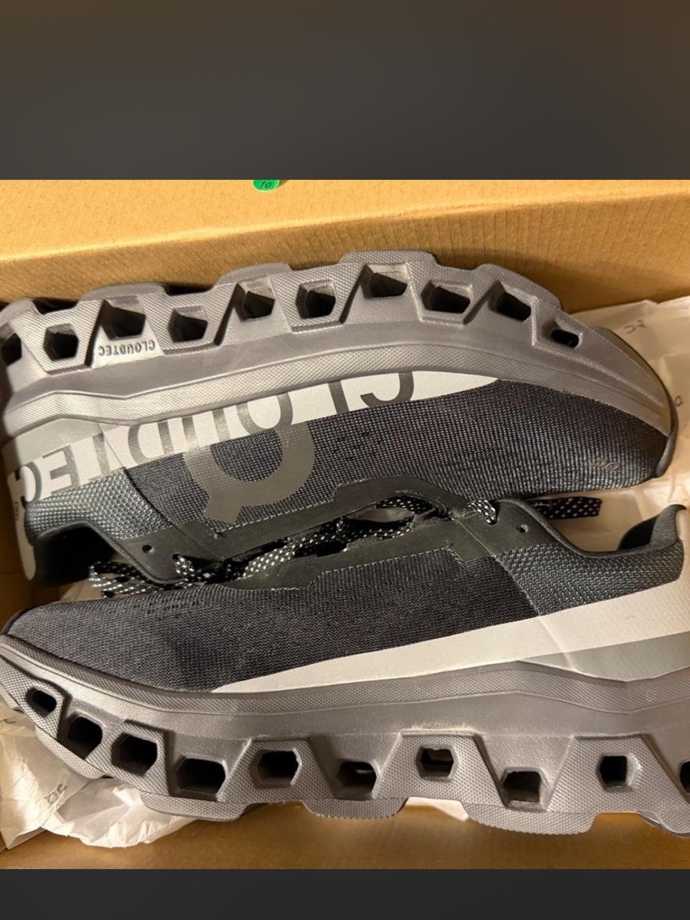 Women's Black Athletic Sneakers with Cushioned Hex-Sole